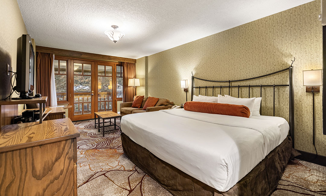 Superior hotel room with king bed